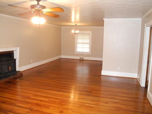 371 Trollingwood Rd - Photo 3 of 11