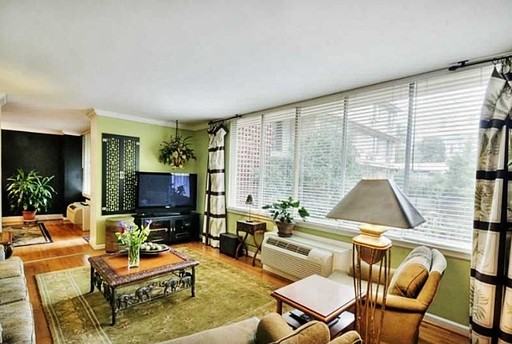 2637 Peachtree Rd NW #106 - Photo 3 of 19