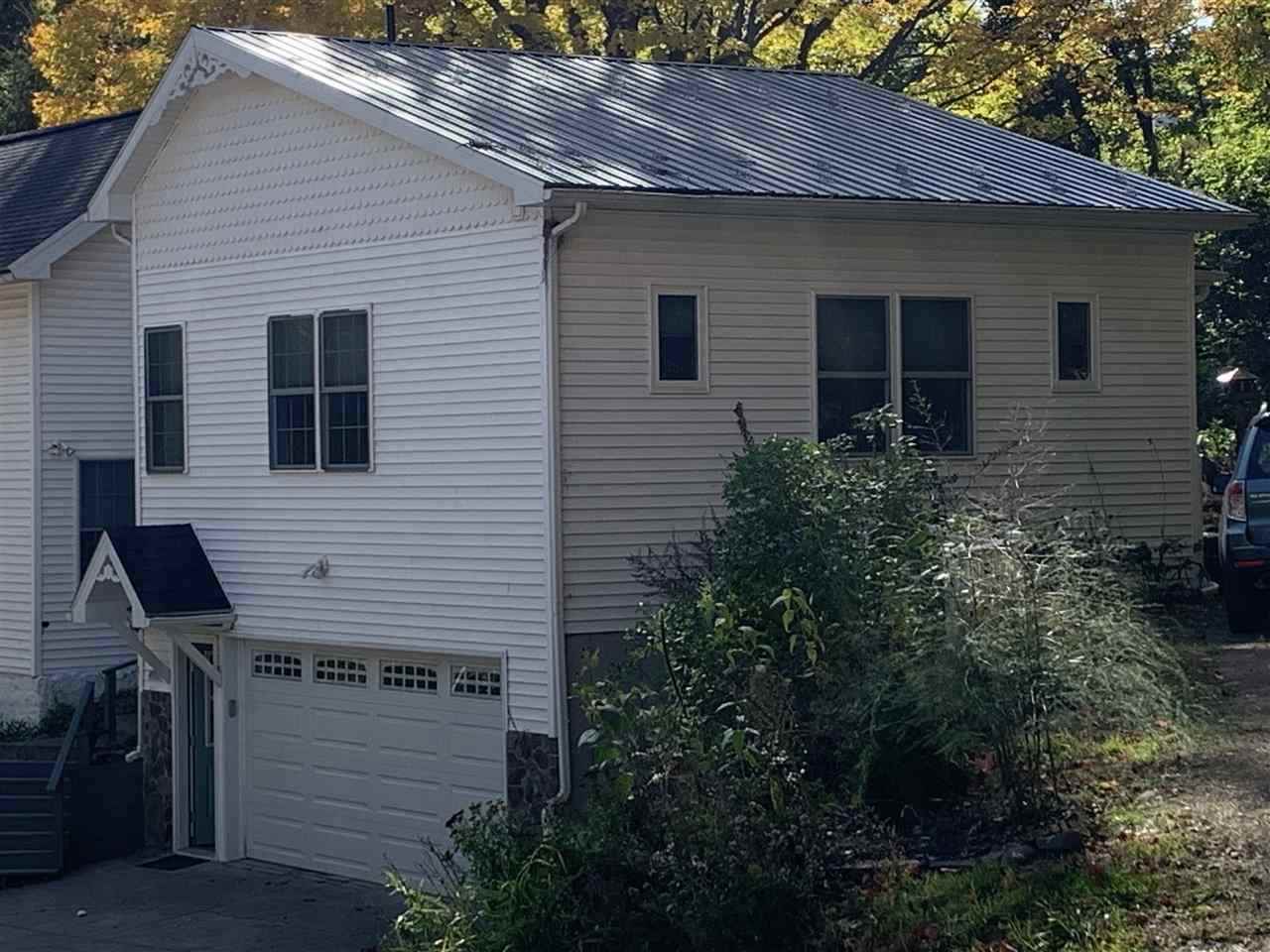 49109 N Royce - Photo 3 of 19