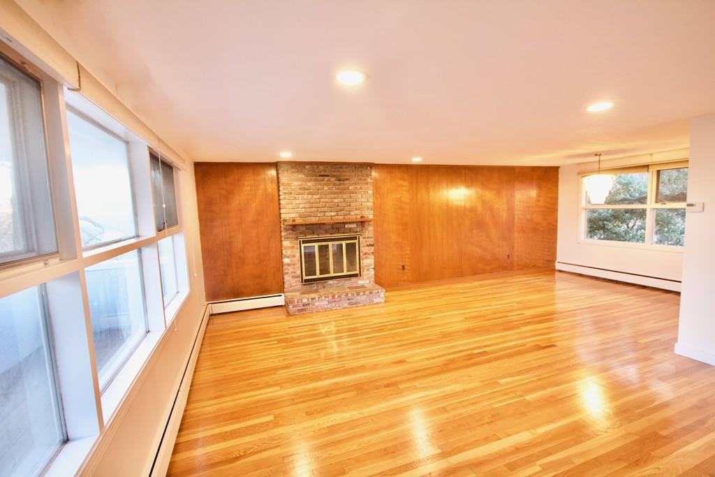 28 Thornberry Rd - Photo 3 of 16