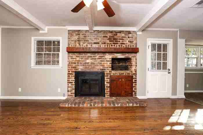 3352 Ridgefield Drive - Photo 3 of 9