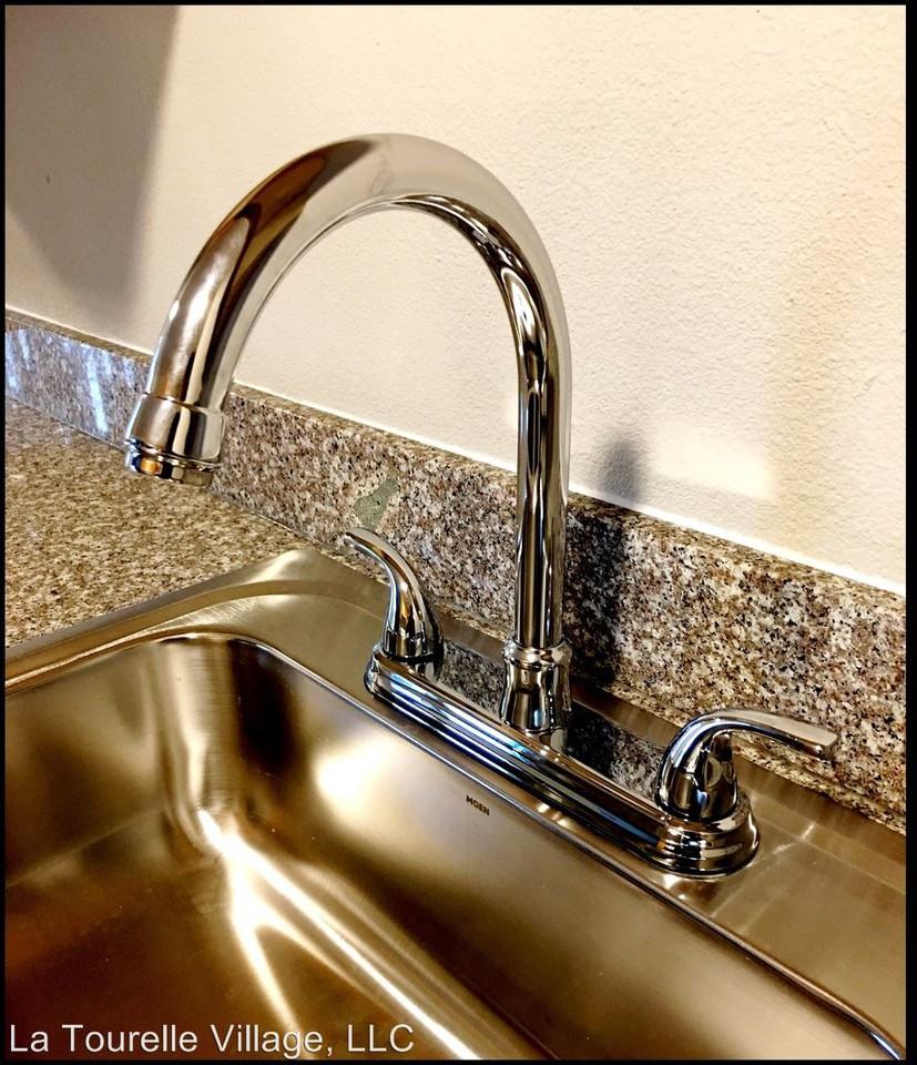 15500 - 15516 SE Division St - Photo 3 of 7