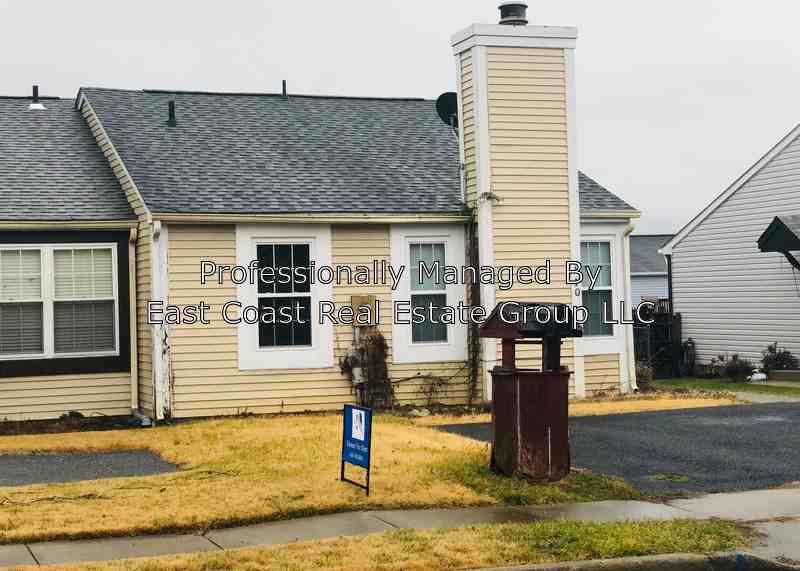 810 Chadwick Cir - Photo 2 of 16