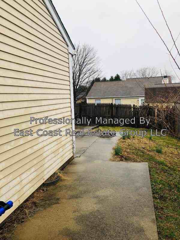 810 Chadwick Cir - Photo 3 of 16