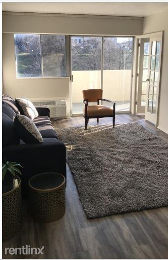 510 Gay St 902 - Photo 2 of 12