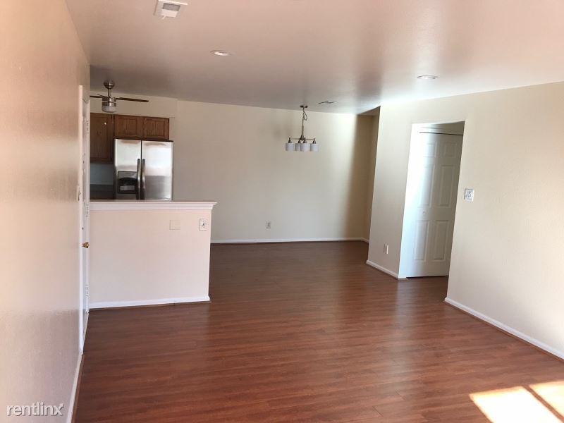 1132 Tristram Cir 1132 - Photo 3 of 14