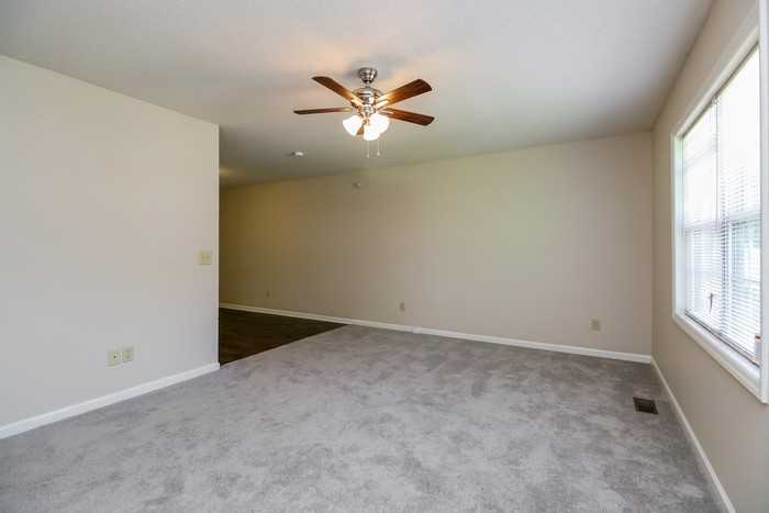 707 Grand Street - Photo 2 of 8