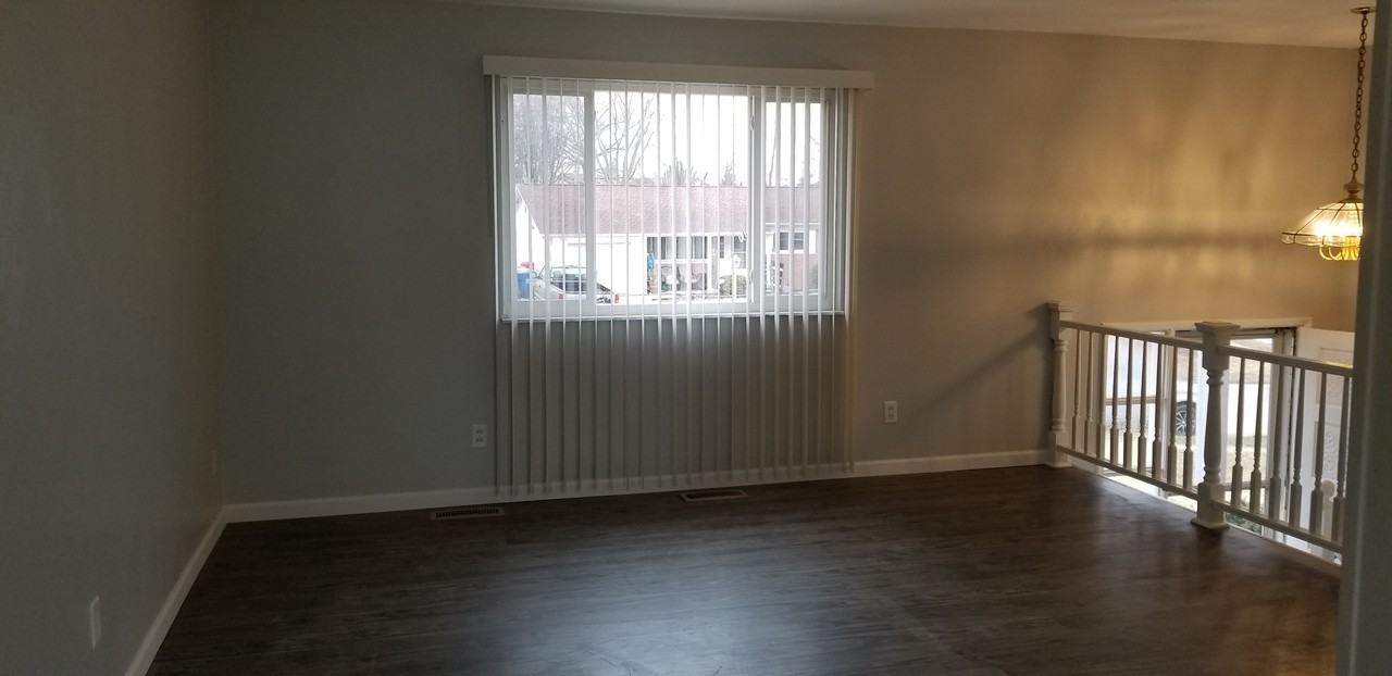 1864 Schulte Hill Drive - Photo 5 of 12