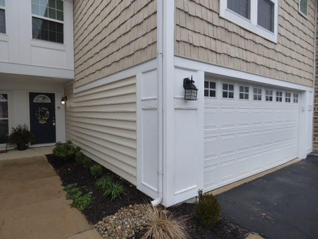 3893 Rue De Brittany - Photo 2 of 24