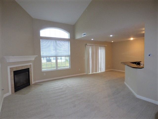 3893 Rue De Brittany - Photo 3 of 24