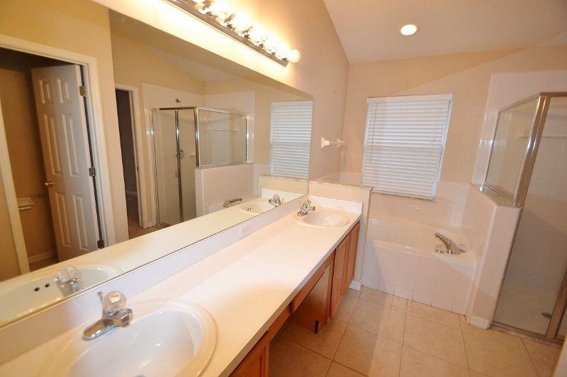 6911 Freeport Rd - Photo 3 of 6