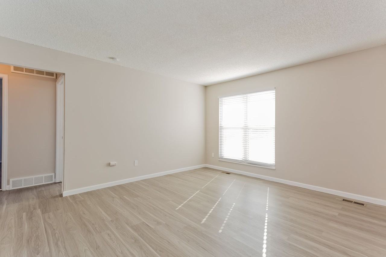 9302 Garrison Dr - Photo 3 of 23