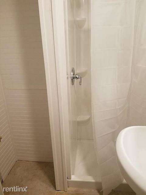 412 5th Street - Photo 2 of 6