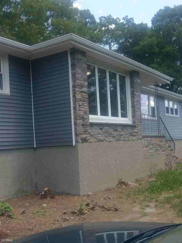 275-277 Canton Street 2 - Photo 3 of 18