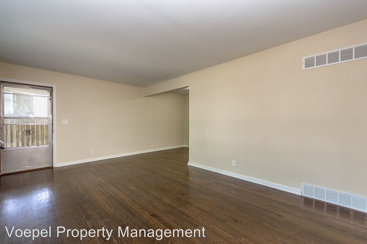 10512 E 60th Terrace - Photo 3 of 16