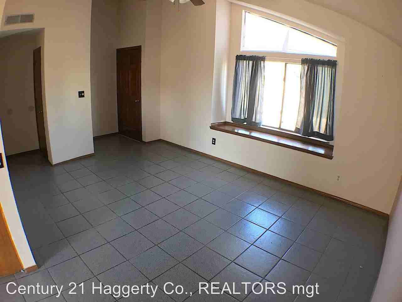 11840 Scott Simpson - Photo 2 of 16