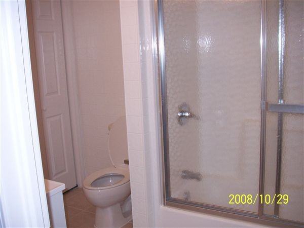 3286 Lake Lansing Rd - Photo 3 of 16