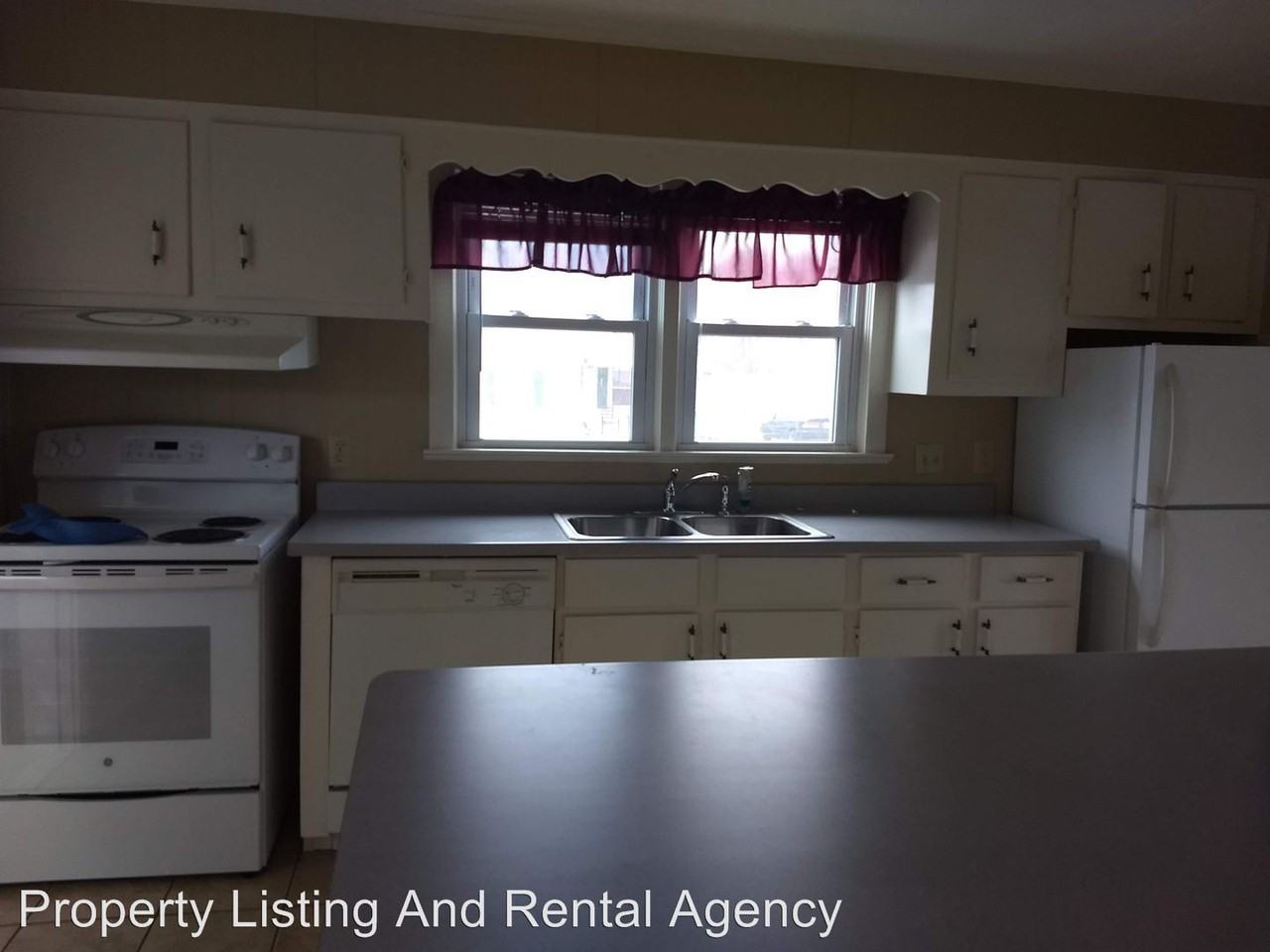 601 W H Street - Photo 2 of 14