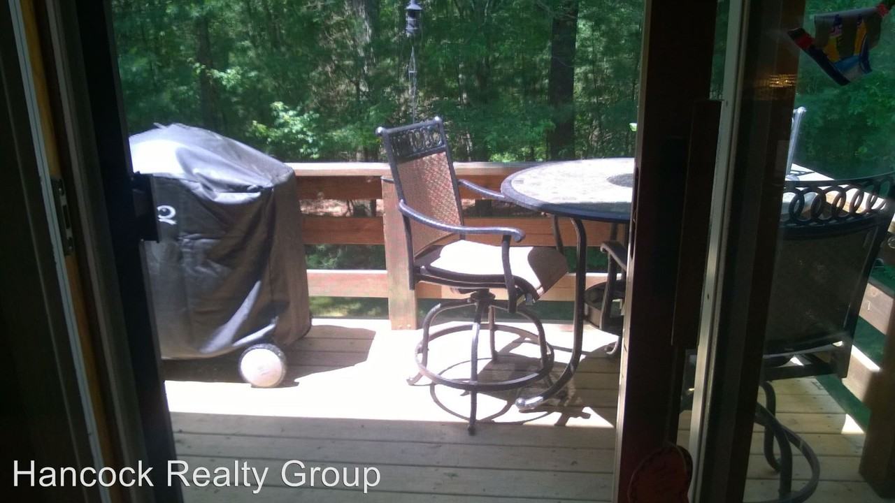 17D 17d Village Way - Photo 3 of 13