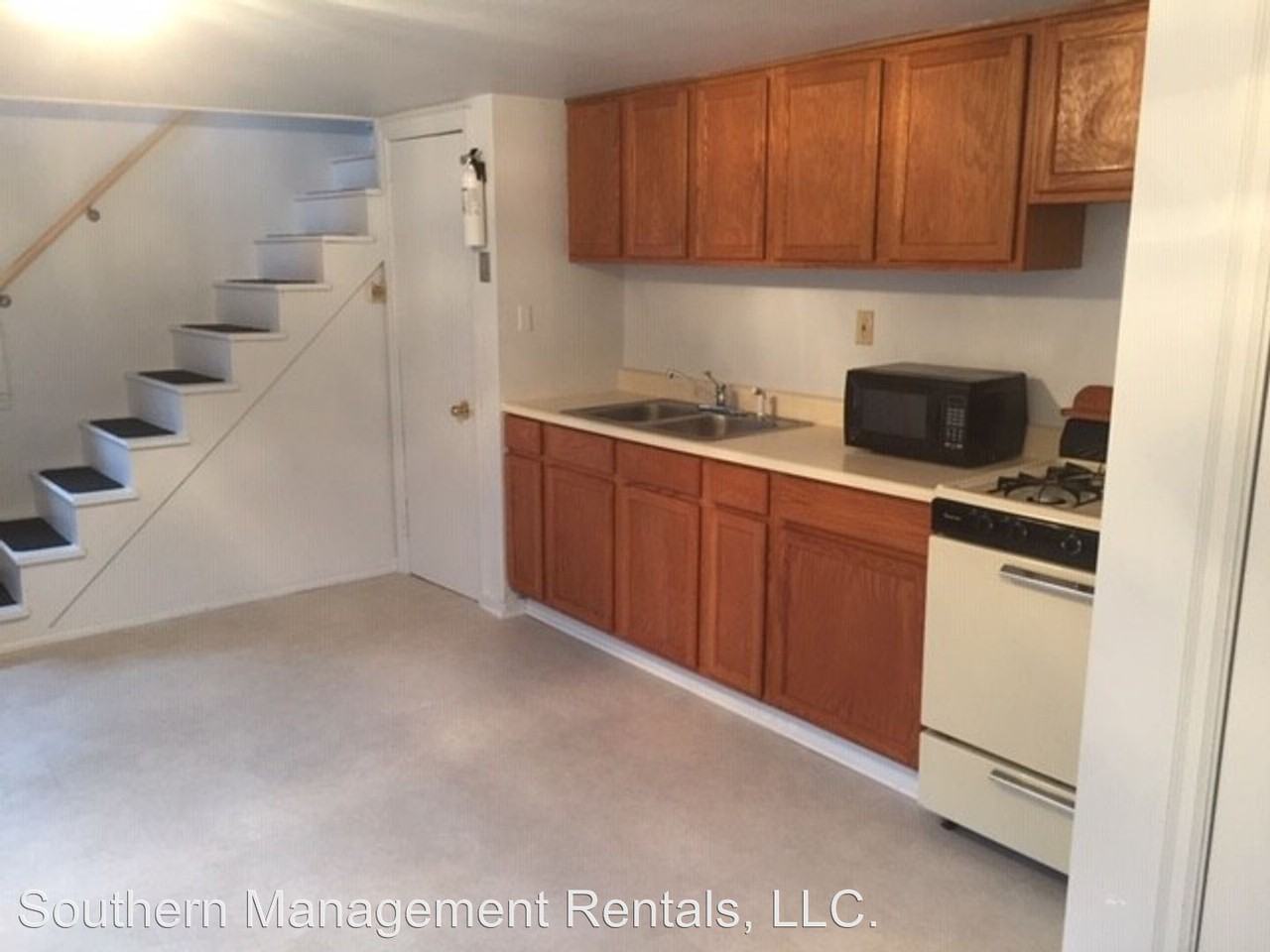 22 Junior St. - Photo 3 of 6