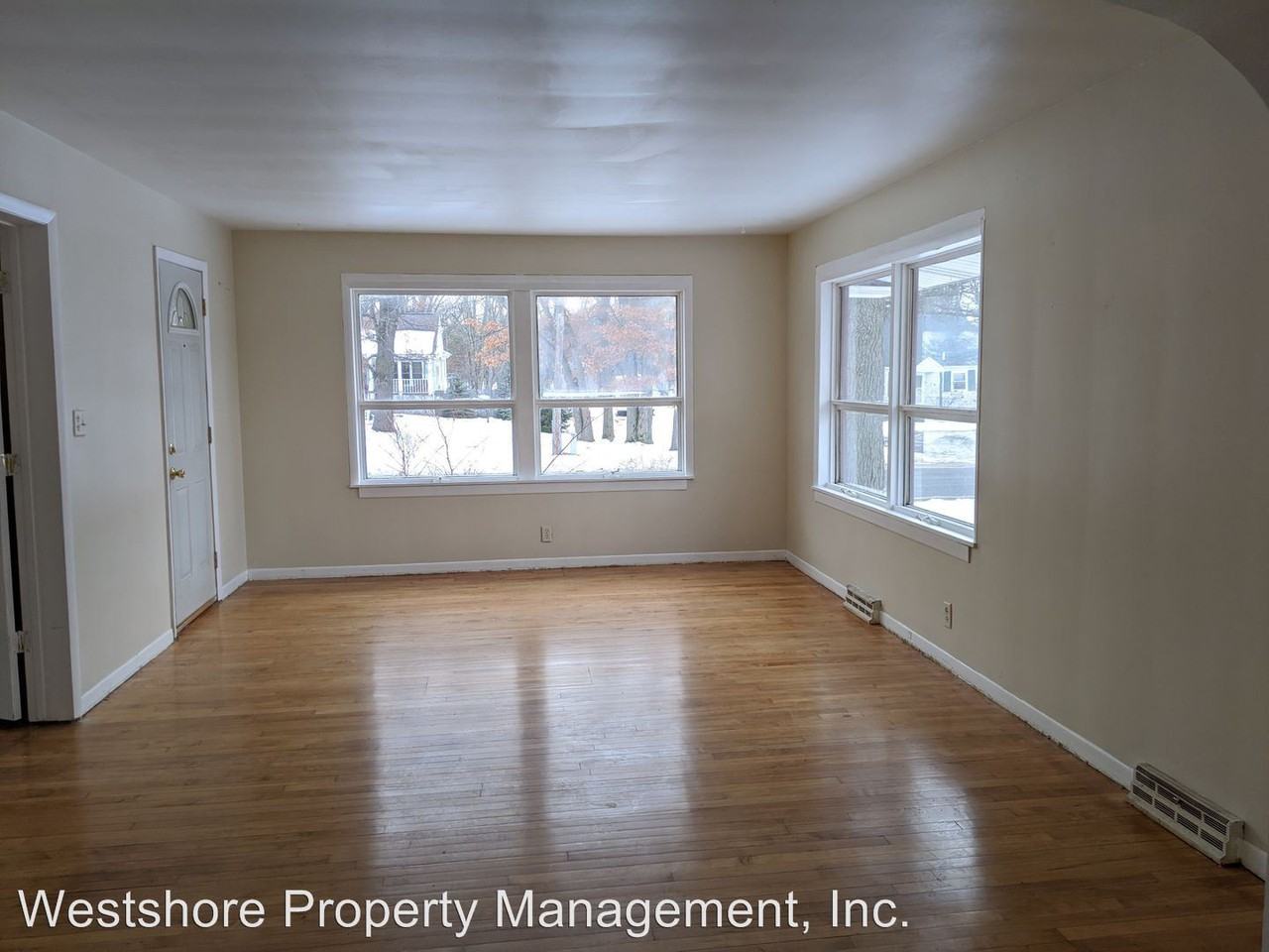 1152 S. Carr Rd. - Photo 3 of 8