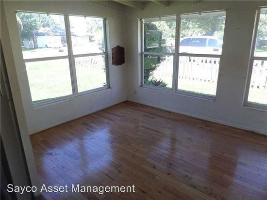 7707 James Rd - Photo 3 of 14