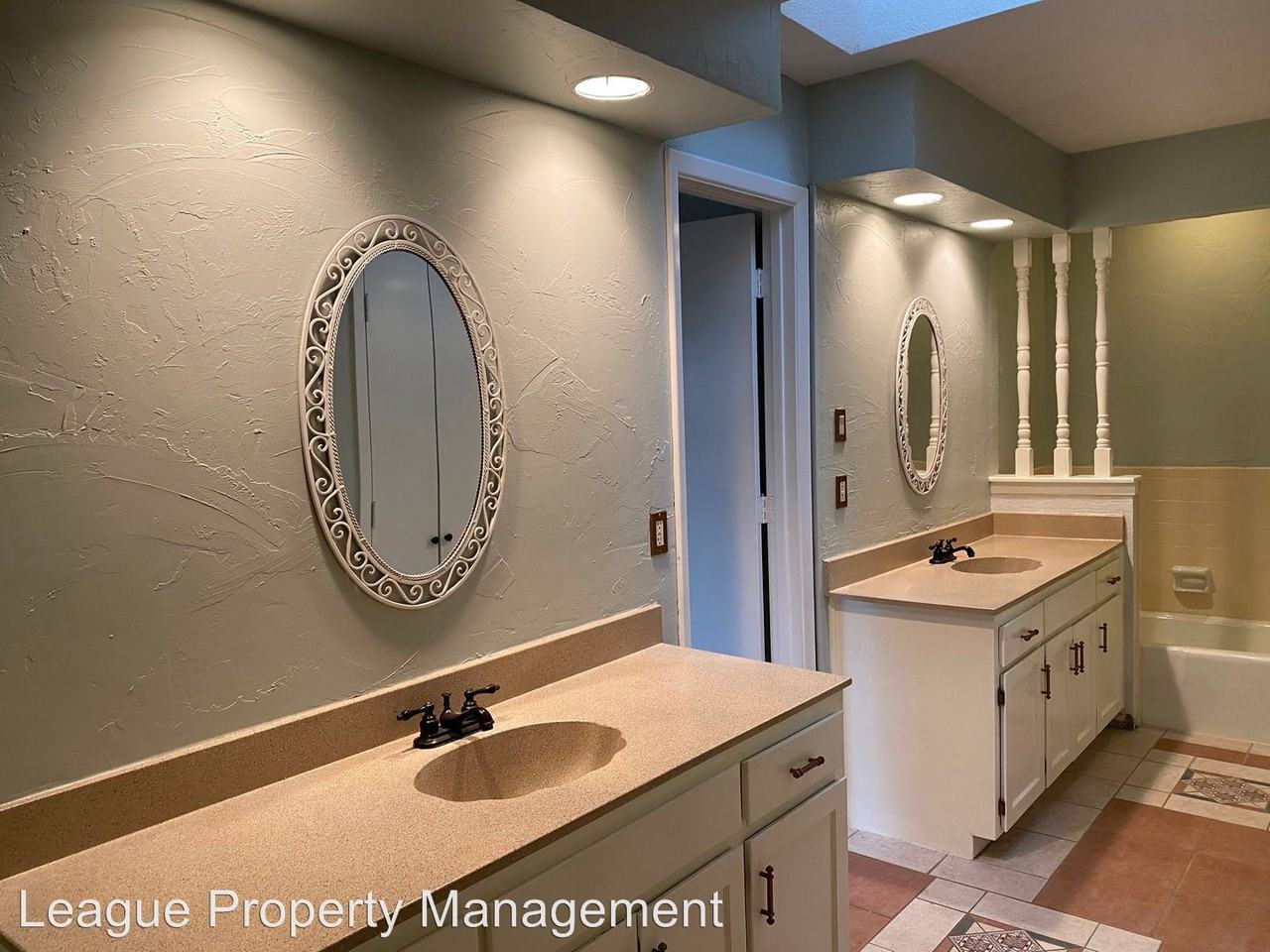 7512 Westwind Court - Photo 2 of 15