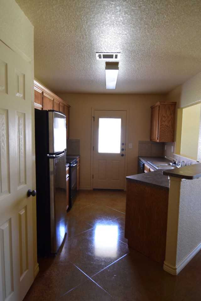 615 Karey Dr - Photo 4 of 10