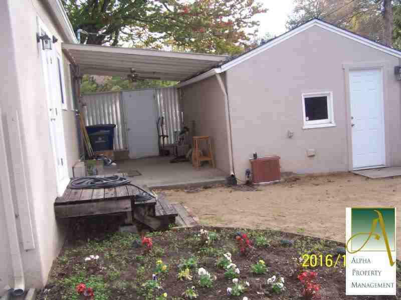 2720 25th St - Photo 3 of 10