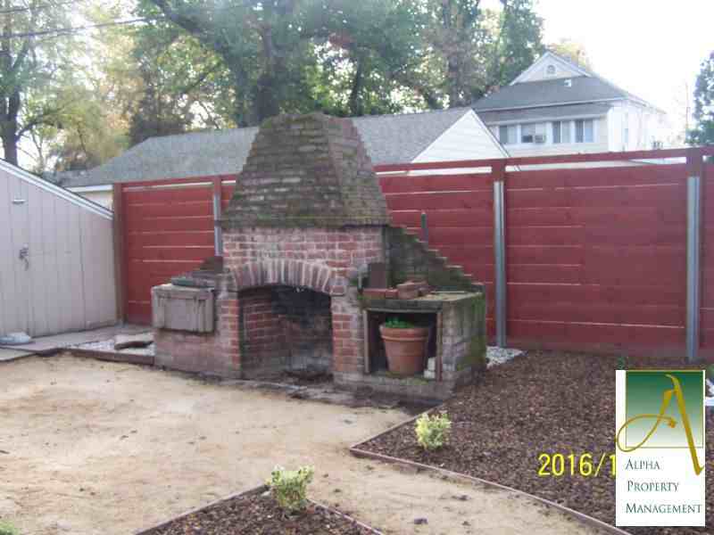 2720 25th St - Photo 4 of 10