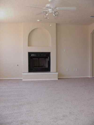 4828 Hayden Pl Nw - Photo 3 of 4