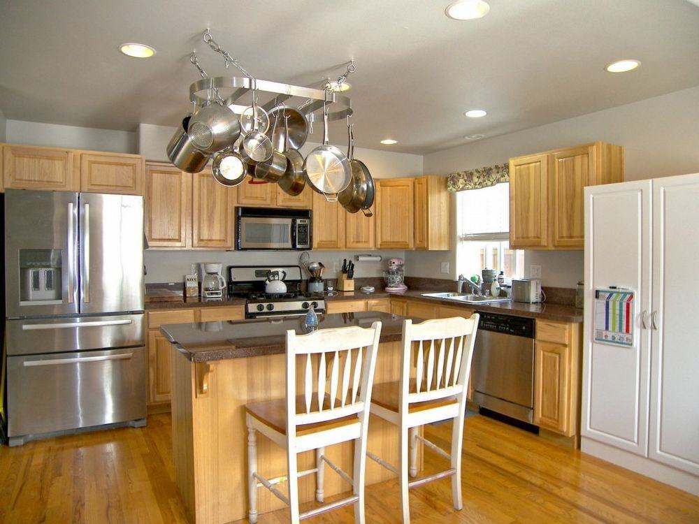 4221 Spring Creek Lane - Photo 3 of 7