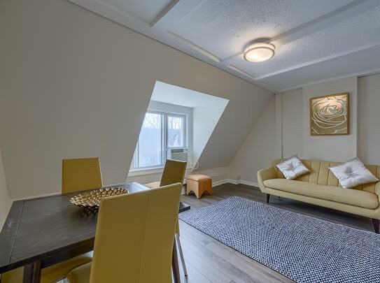 492 Indian Grove - Photo 6 of 8