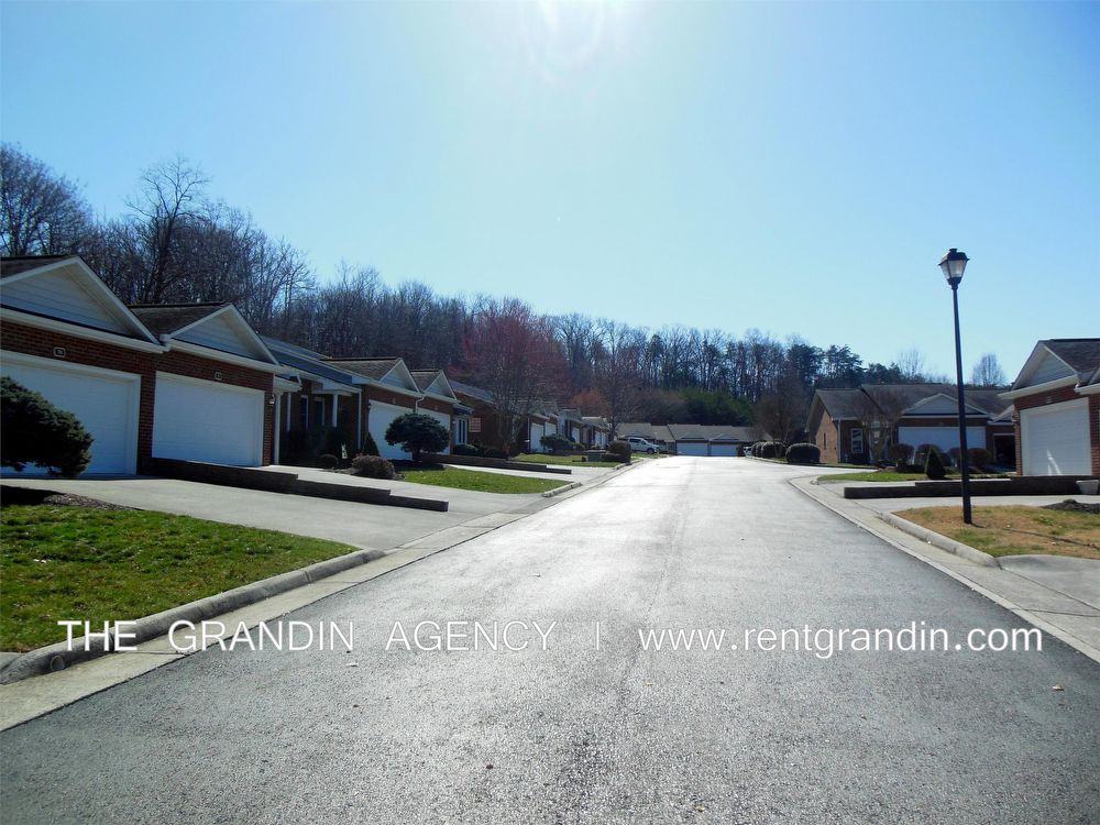 79 Stone Ridge Lane - Photo 2 of 42