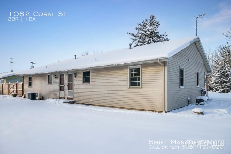 1082 Coral St - Photo 2 of 17