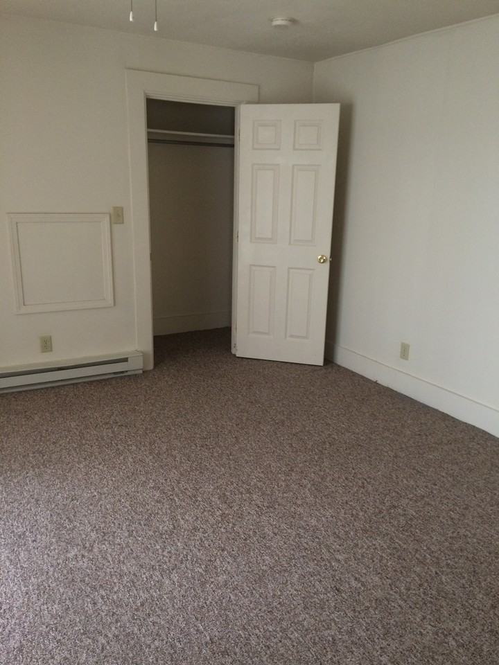 402 West Washington Street #1 - Photo 6 of 10