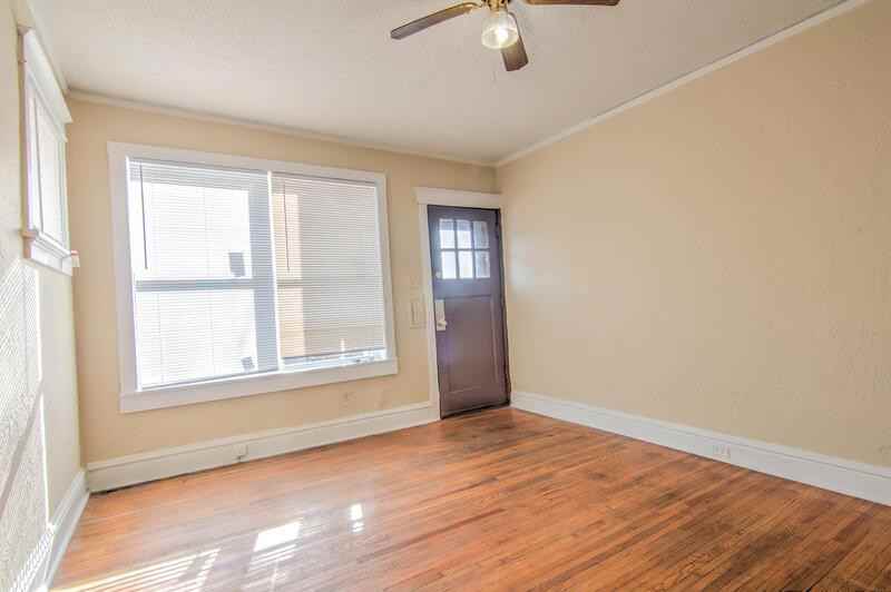 3957A 3957a Chippewa Street - Photo 2 of 13