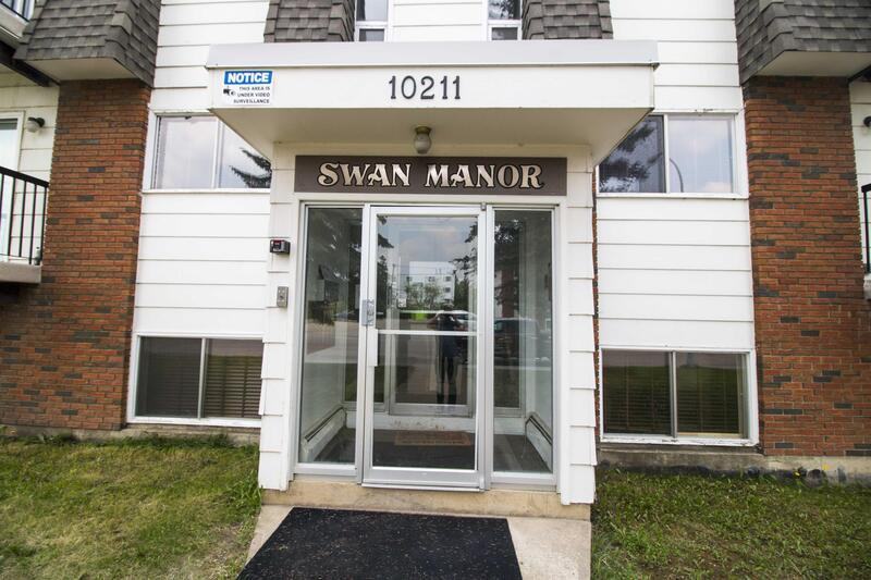 8600 106th Ave-10211-102 - Photo 2 of 7