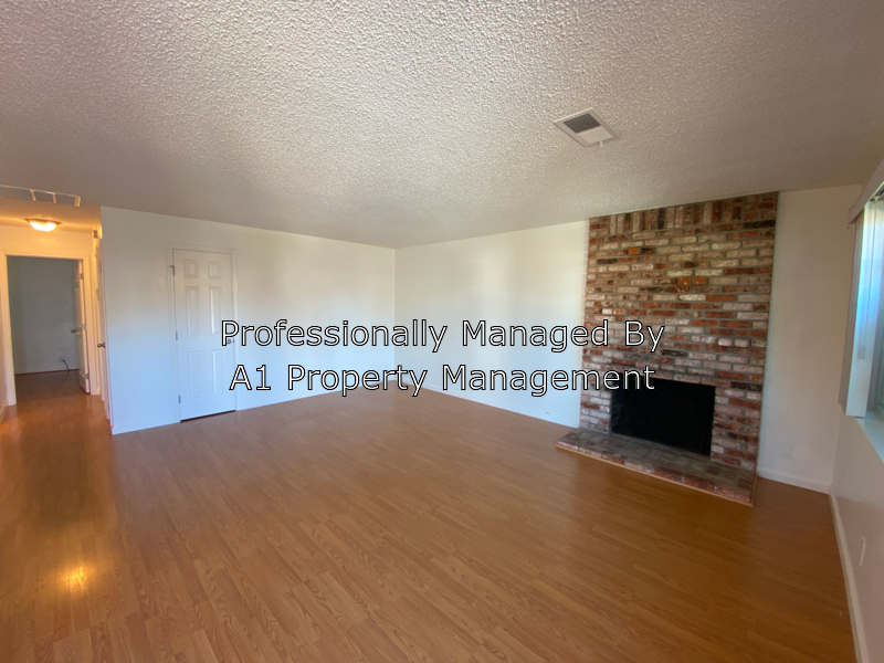 109 Estates Ct - Photo 2 of 8