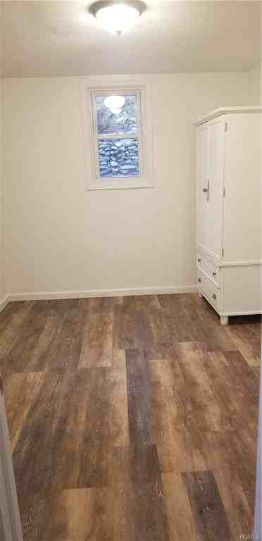 431 Park View Avenue 1fl - Photo 3 of 8