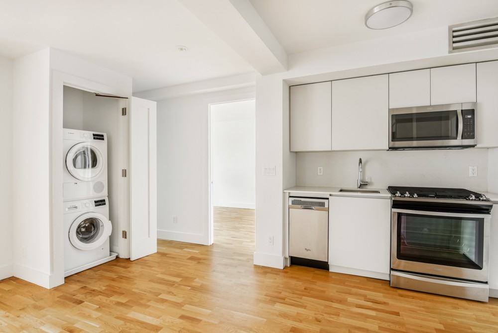 777 St. Marks Avenue - Photo 2 of 6