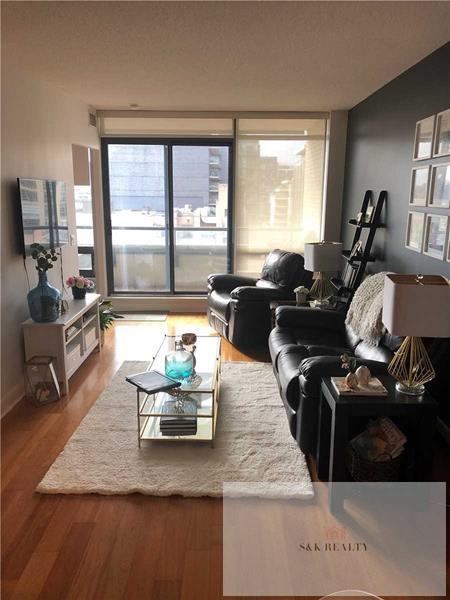 438 King Street West #10005