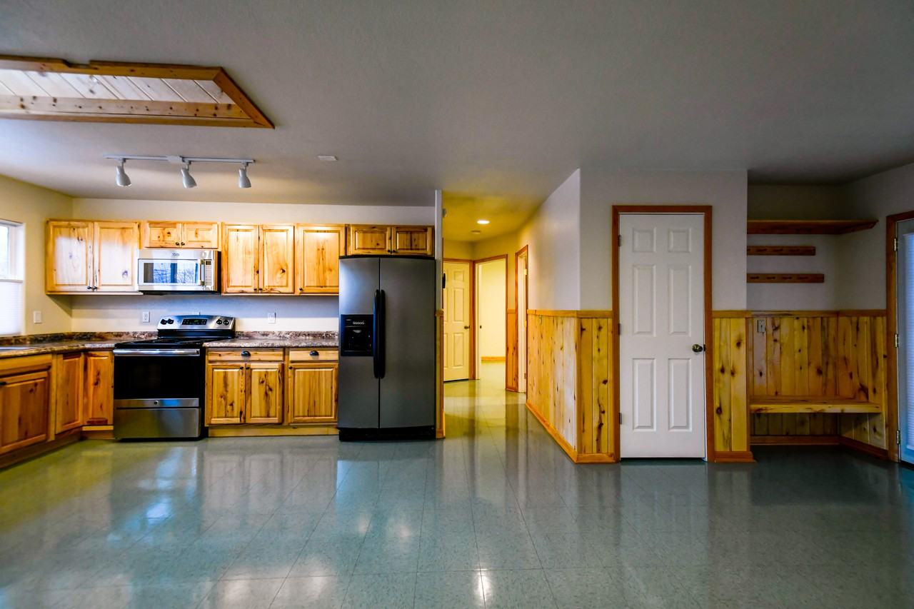 5663 Co Rd 203 - Photo 2 of 18