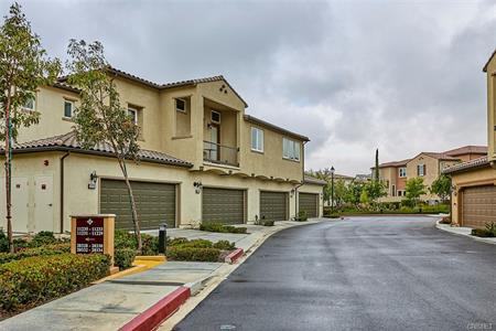 20328 Paseo Las Olivas - Photo 3 of 27