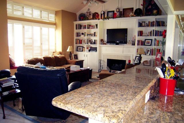 4712 Brenton Oaks Dr - Photo 3 of 12