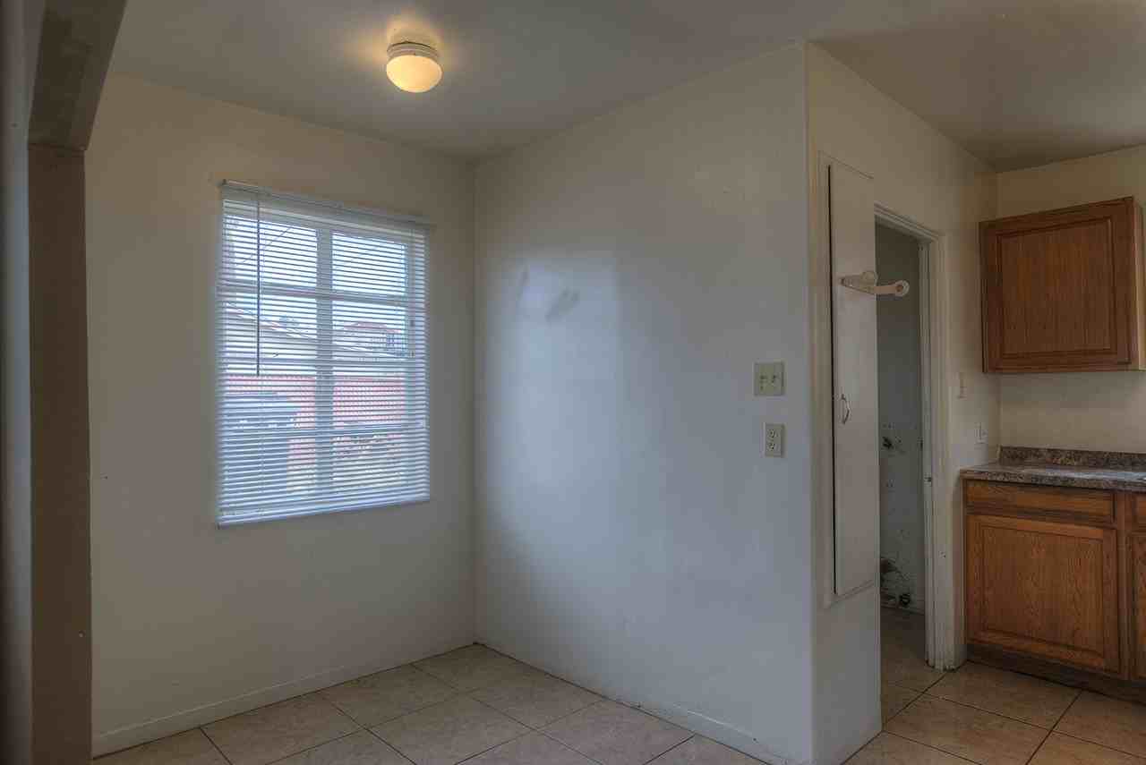 1311 N 13th St - Photo 3 of 24