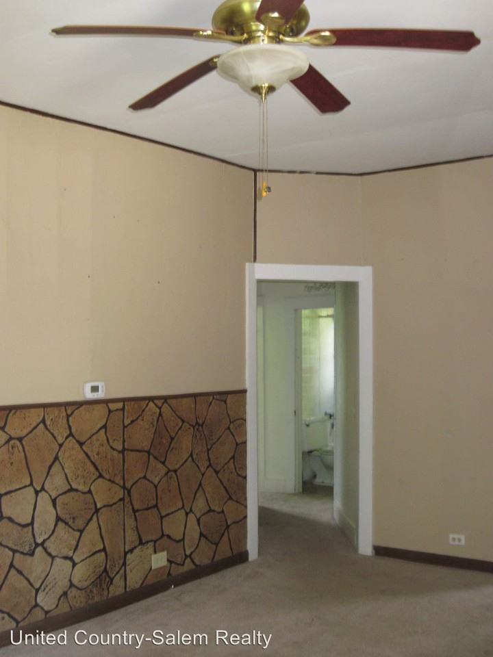 808 E. Ellis - Photo 2 of 10