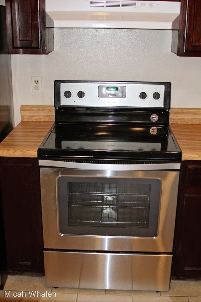 6366 West Fairfield Dr - Photo 2 of 14