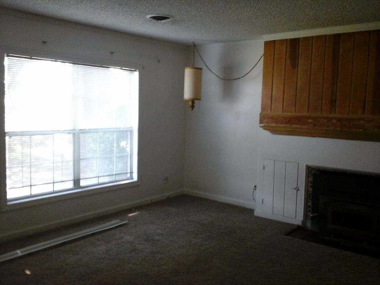 22590 Antelope Blvd - Photo 3 of 5