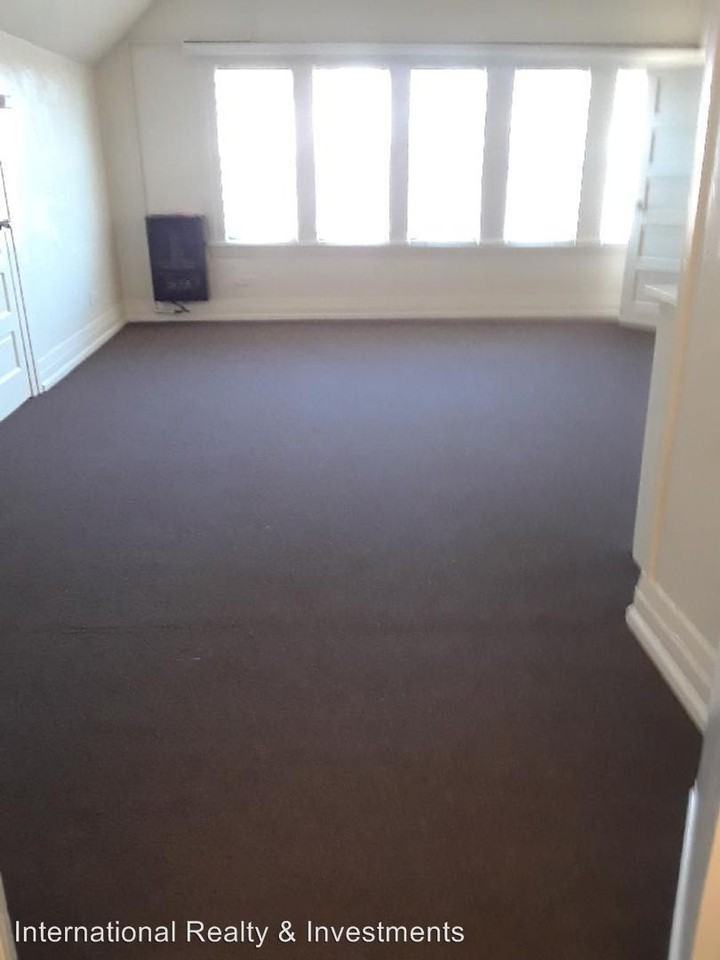 963 S. Hoover St. - Photo 2 of 4